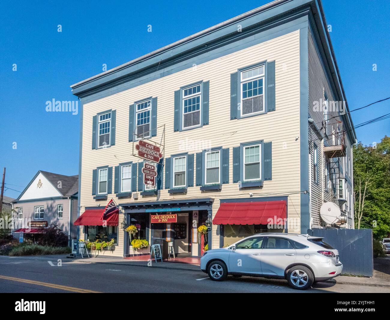 Drydock Inn and Cafe im Southwest Harbor auf Mount Desert Island Maine USA Stockfoto