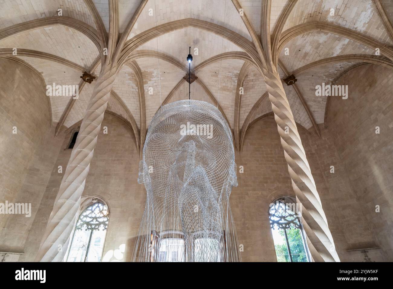 Werk des katalanischen Künstlers Jaume Plensa im gotischen Gebäude von La Lonja, Palma, Mallorca, Balearen, Spanien Stockfoto