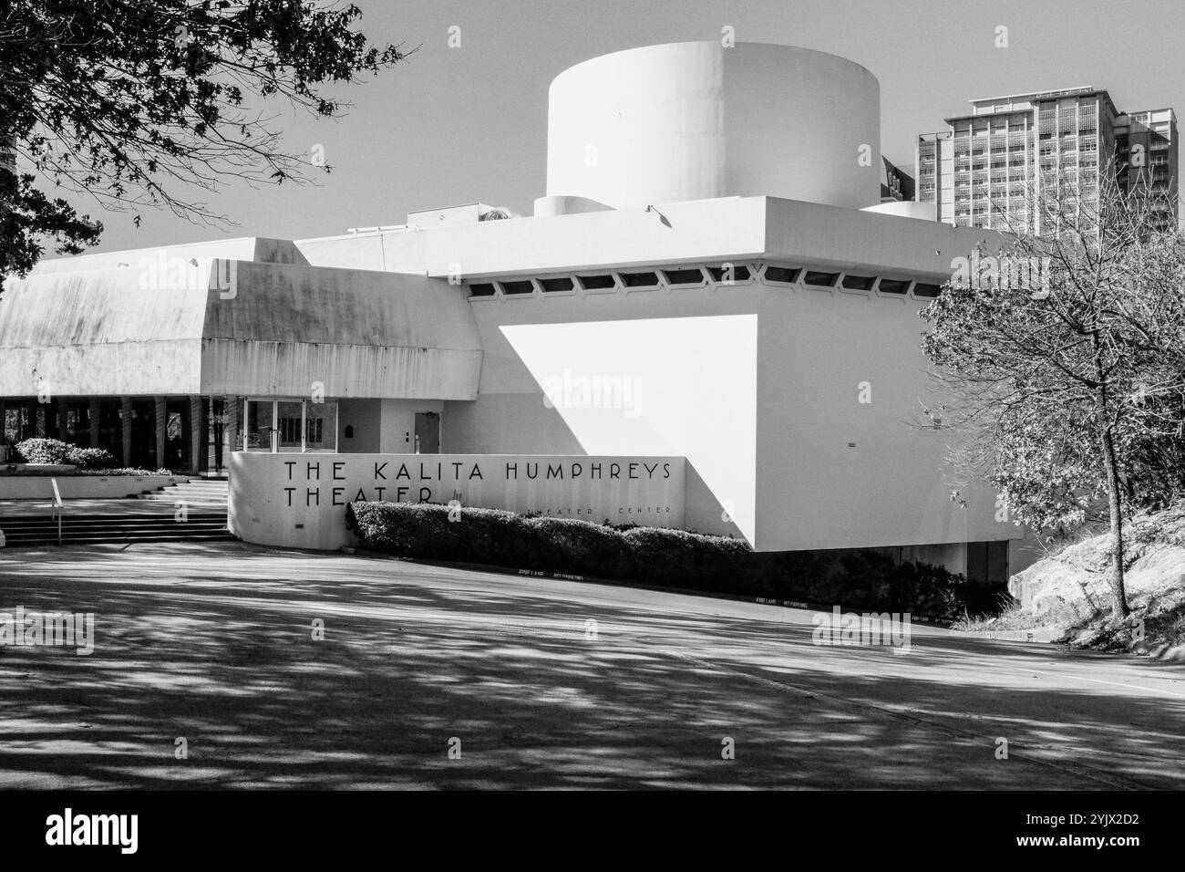 Das vom berühmten amerikanischen Architekten Frank Lloyd Wright entworfene Wahrzeichen des Spielhauses ist ein Theaterschatz in Dallas-Architektur. Stockfoto