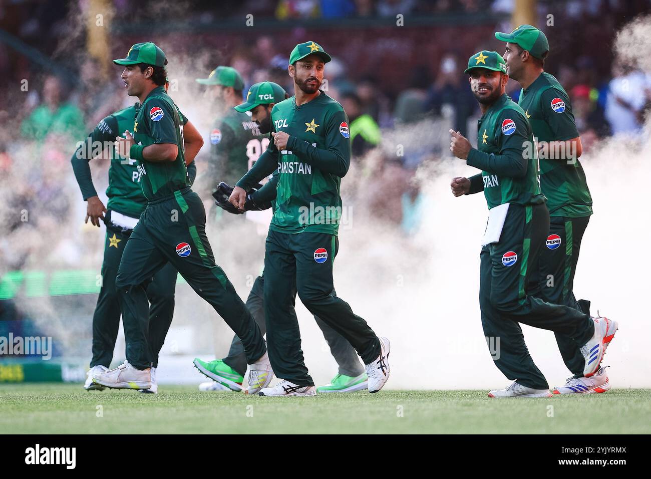 Sydney Cricket Ground, Sydney, Australien. November 2024. Zweite internationale T20 Cricket, Australien gegen Pakistan; pakistanische Spieler nehmen an der Ausgabe von Credit: Action Plus Sports/Alamy Live News Teil Stockfoto