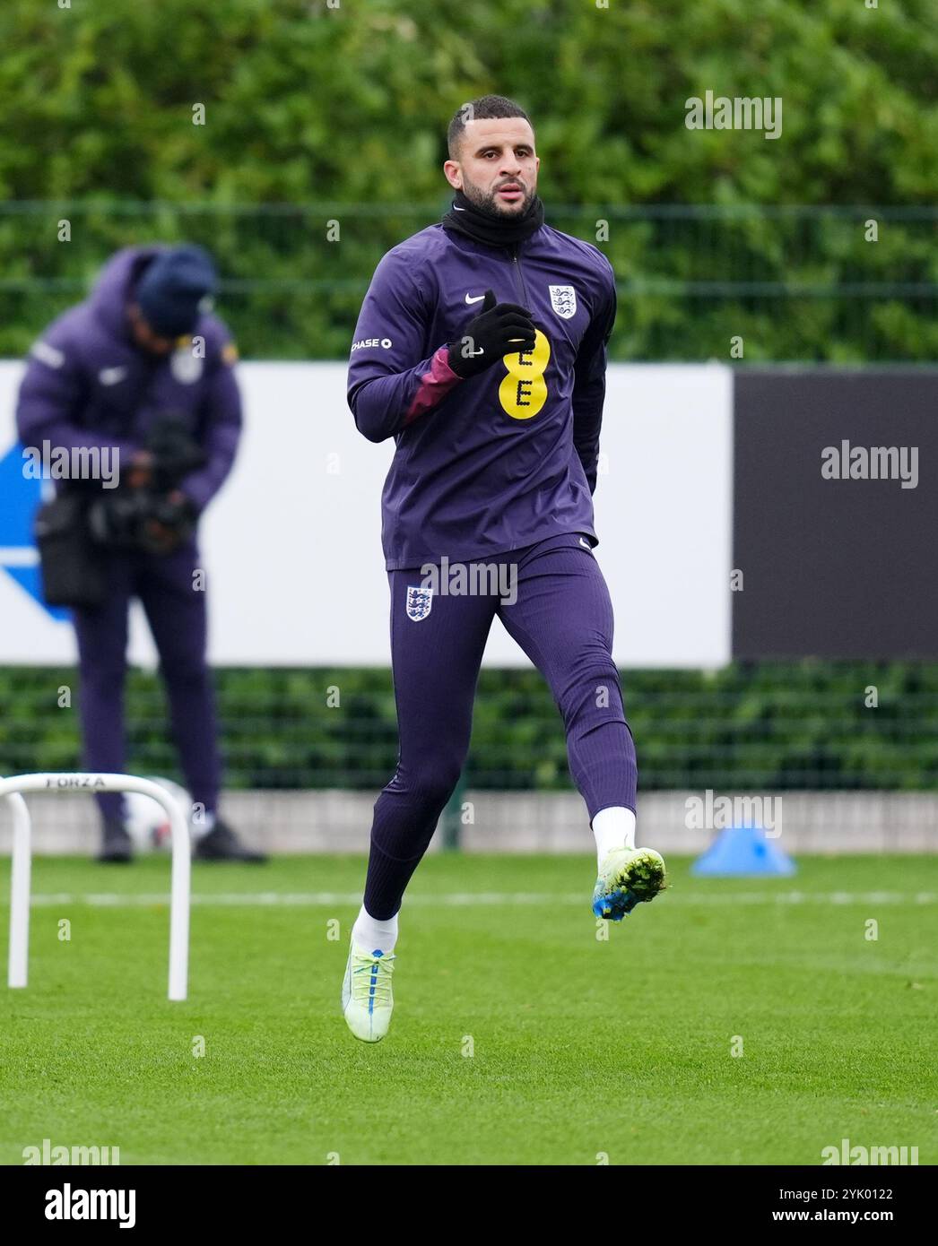 Kyle Walker aus England während eines Trainings auf dem Tottenham Hotspur Training Ground, London. Bilddatum: Samstag, 16. November 2024. Stockfoto