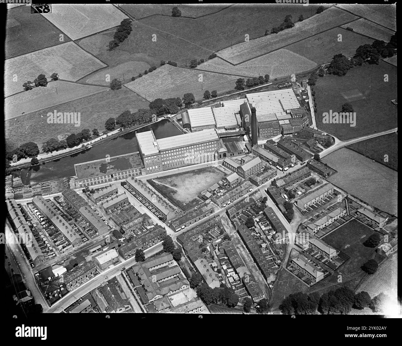 Sutton Worsted Mills an der Bridge Street, Sutton-in-Craven, North Yorkshire, 1930er Jahre. Stockfoto