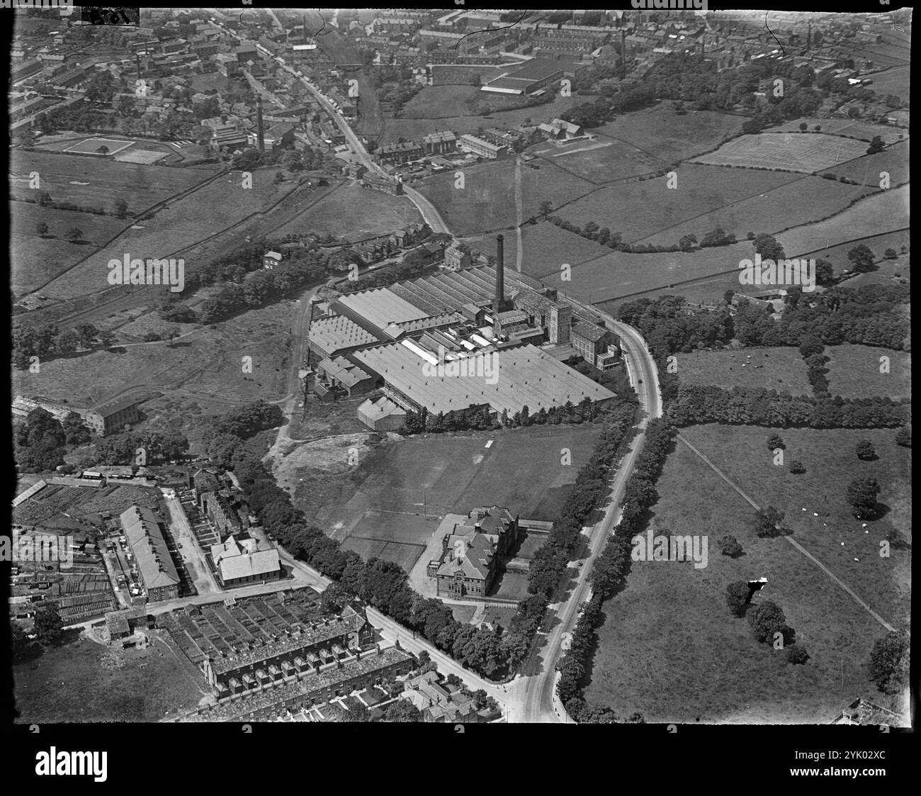 Nunroyd Mills an der Leeds Road, Guiseley, West Yorkshire, 1930er Jahre. Stockfoto