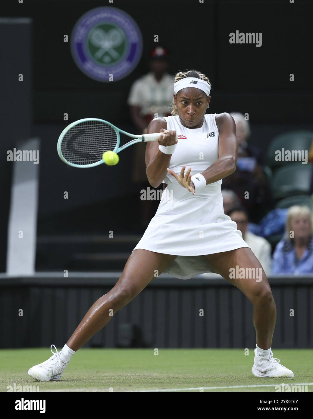 US-Tennisspieler Coco Gauff im Einsatz bei den Wimbledon Championships 2024 in London, England, Großbritannien, Europa Stockfoto