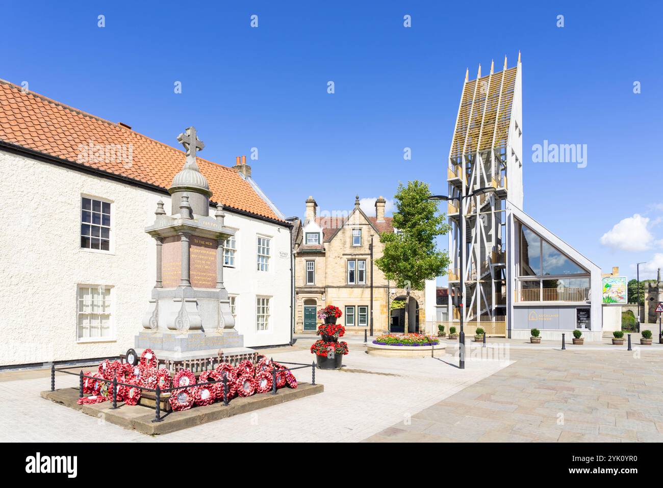 Bishop Auckland war Memorial am Auckland Tower beim Auckland Project im Bishop Auckland County Durham Tees Valley England Großbritannien GB Europa Stockfoto