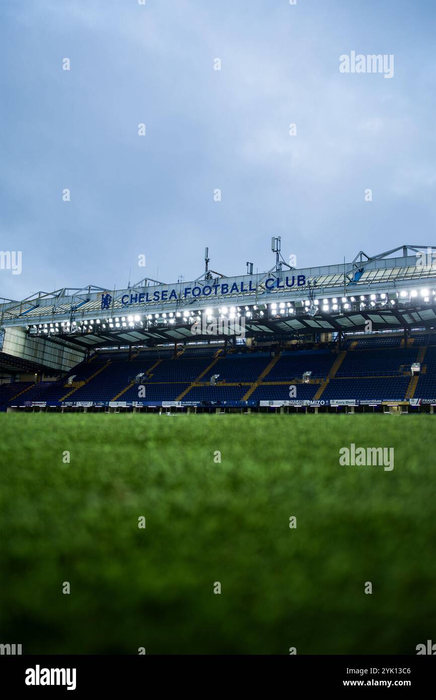 London, Großbritannien. November 2024. London, England, 16. November 2024: Stadion vor dem Womens Super League Spiel zwischen Chelsea und Manchester City an der Stamford Bridge in London, England. (Pedro Porru/SPP) Credit: SPP Sport Press Photo. /Alamy Live News Stockfoto