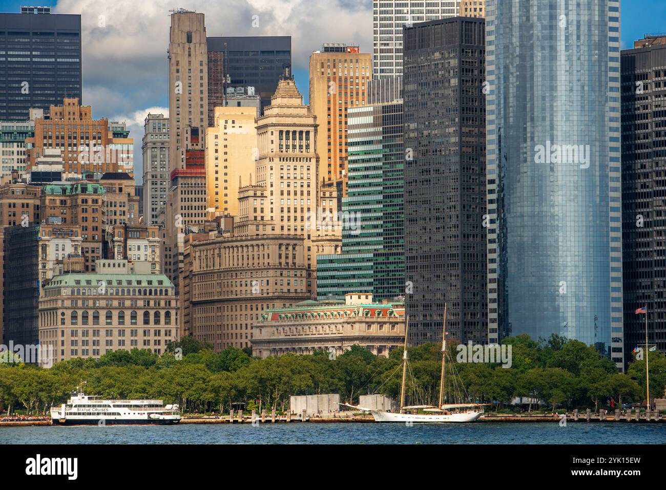 Skyline von Lower Manhattan von New York City aus gesehen von der Fähre Staten Island, New York, nyc, USA Stockfoto