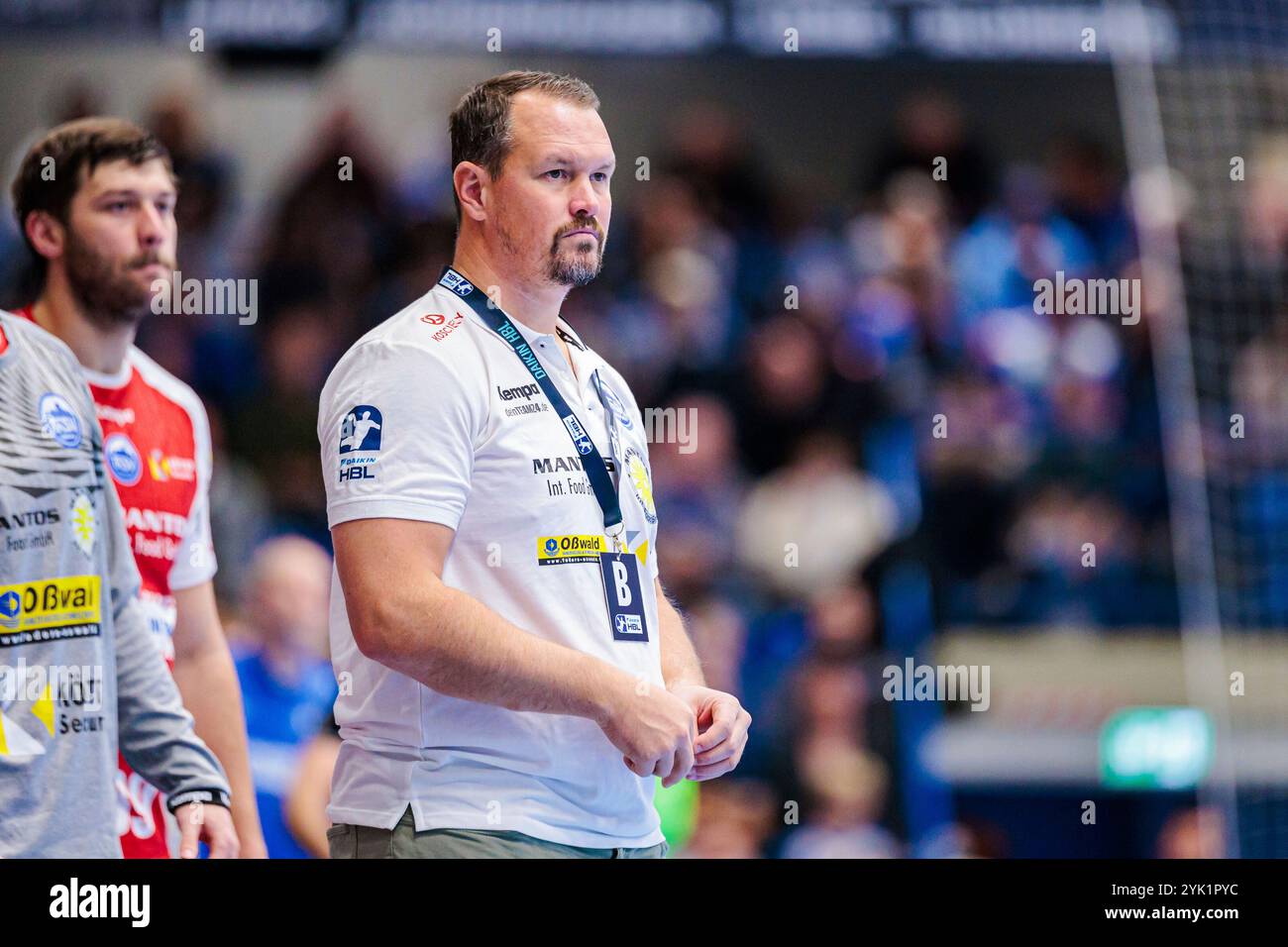 Lemgo, Deutschland. November 2024. Misha Kaufmann (ThSV Eisenach, Trainer) GER, TBV Lemgo Lippe vs. ThSV Eisenach, Handball, 1. Bundesliga, 10. Spieltag, Spielzeit 2024/2025, 16.11.2024 Foto: Eibner-Pressefoto/Jan Rollinger Credit: dpa/Alamy Live News Stockfoto