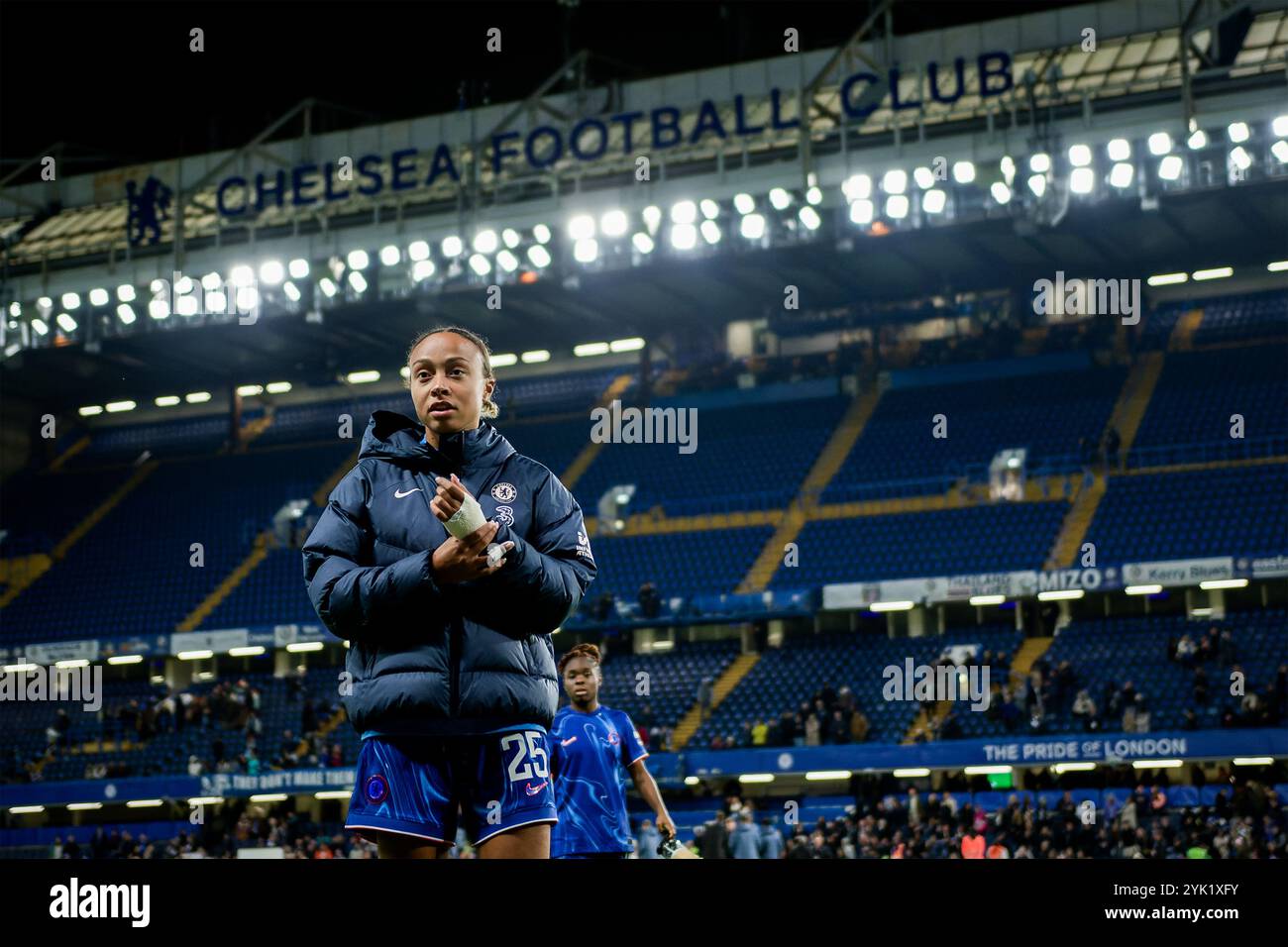 London, Großbritannien. November 2024. London, England, 16. November 2024: Maelys Mpome (25 Chelsea) nach dem Womens Super League Spiel zwischen Chelsea und Manchester City an der Stamford Bridge in London. (Pedro Porru/SPP) Credit: SPP Sport Press Photo. /Alamy Live News Stockfoto