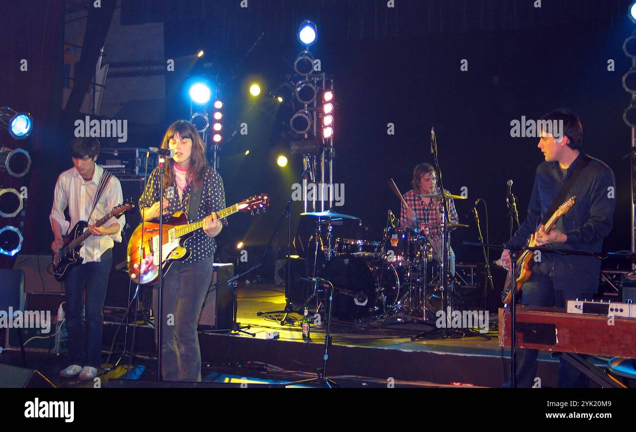 The Fiery Ofens Performing at All Tomorrow's Parties, Pontins Camber Sands, Rye, UK, 2. April 2004. Stockfoto