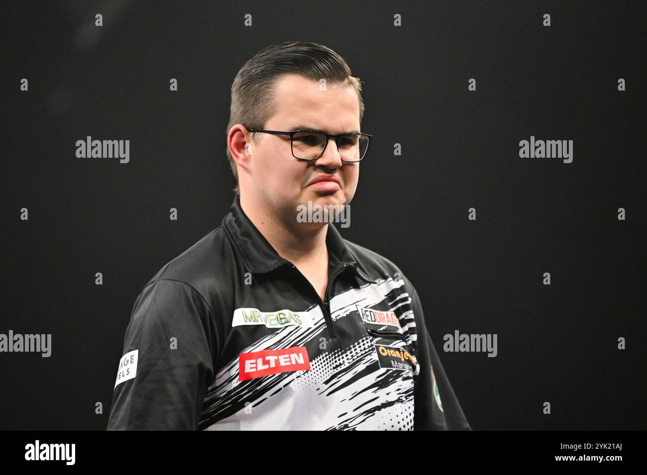 WV Active, Aldersley, Wolverhampton, Großbritannien. November 2024. 2024 PDC Grand Slam of Darts, Tag 8; Gian van Veen Credit: Action Plus Sports/Alamy Live News Stockfoto