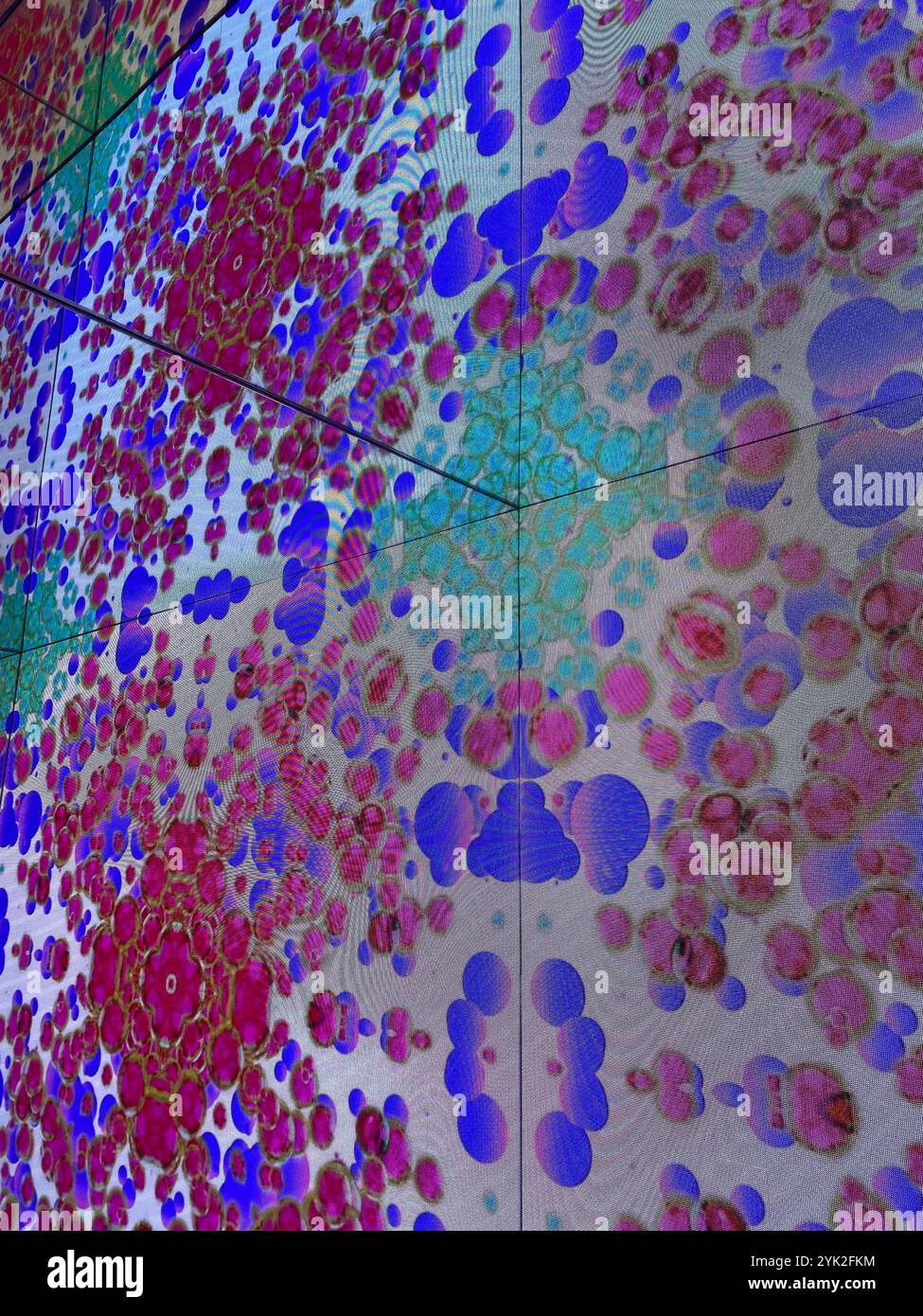 Studio Irma x Moco Museum Amsterdam Kaleidoskop Raum - Smartphone-aufgenommenes Stockfoto