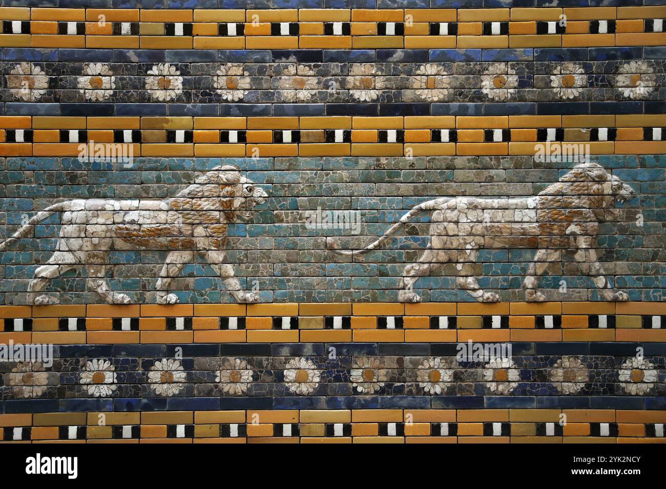 Deutschland, Berlin, Pergamonmuseum, Detail des Ishtar-Tores, Babylon Stockfoto