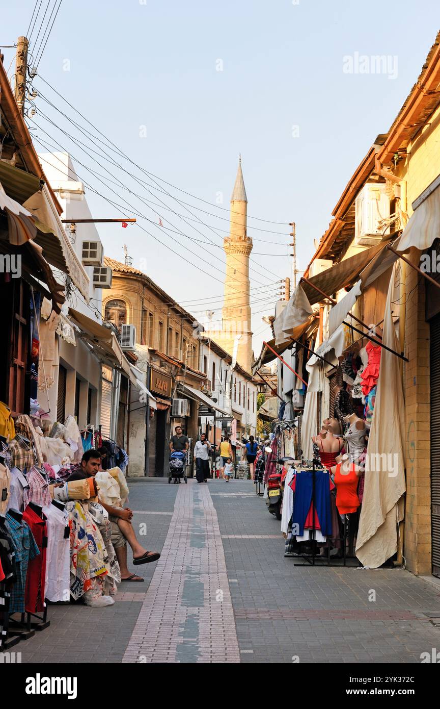 Straße des nördlichen Teils von Nikosia, Nordzypern, östliches Mittelmeer Stockfoto