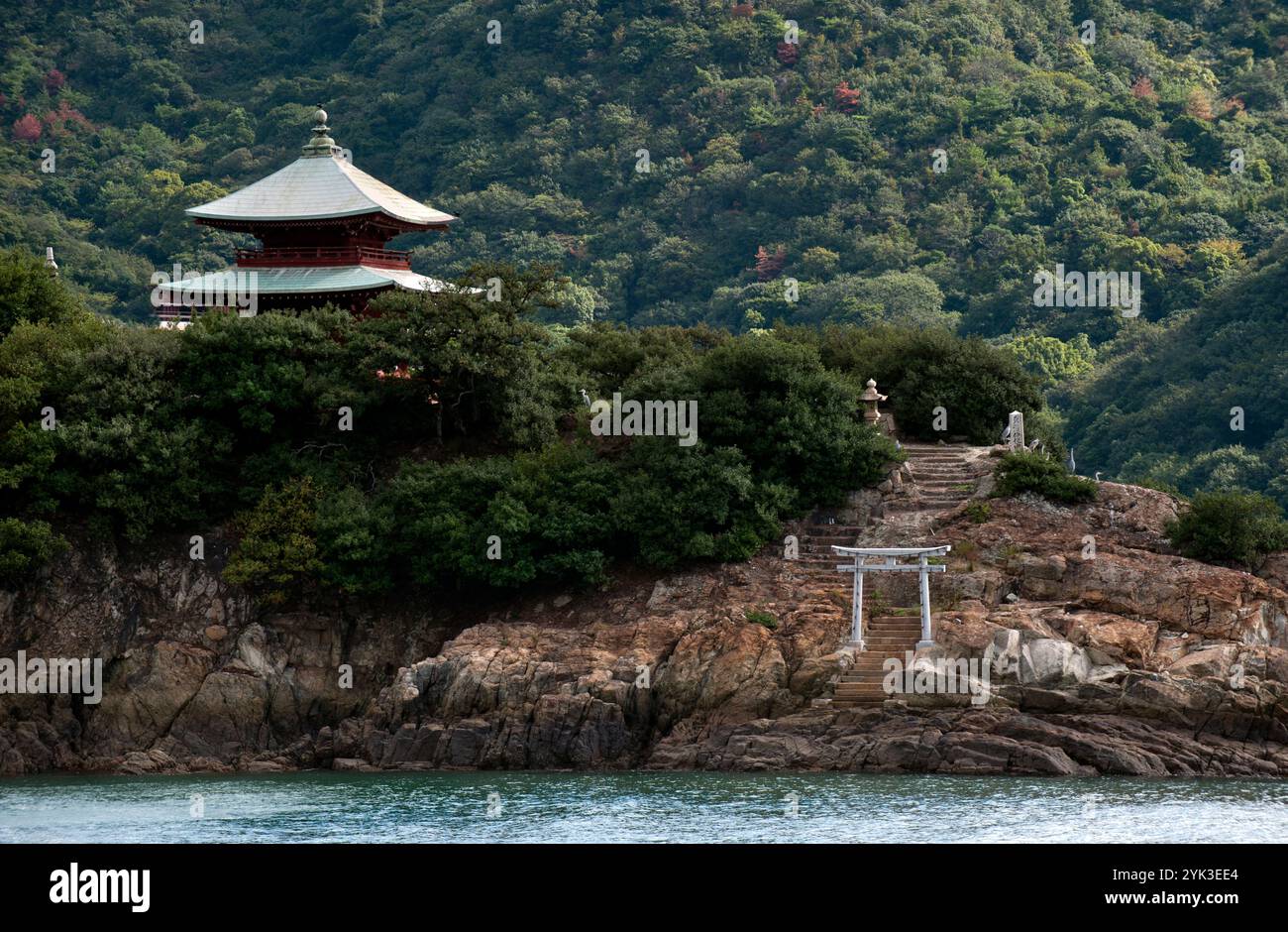 Fischerdorf am Meer, Hafenstadt Tomonoura im Seto Naikai Nationalpark auf der Numakuma Halbinsel in der Präfektur Hiroshima, Japan Stockfoto
