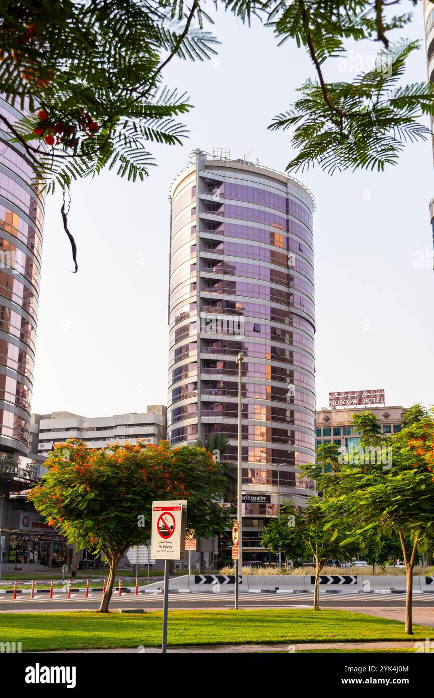 Pearl Executive Hotel Apartment in Rigga Al Buteen in Dubai City, Vereinigte Arabische Emirate. Stockfoto