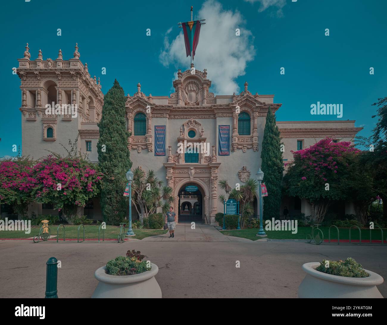 Balboa Park Visitor Center befindet sich im Haus der Gastfreundschaft in der Plaza de Panama, San Diego, Kalifornien, USA. Stockfoto