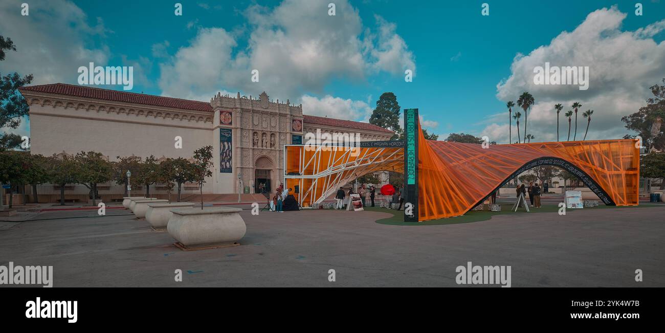 Das San Diego Museum of Art ist ein Kunstmuseum im Balboa Park in San Diego, USA, das eine breite Sammlung mit Schwerpunkt spanischer Kunst beherbergt. Stockfoto