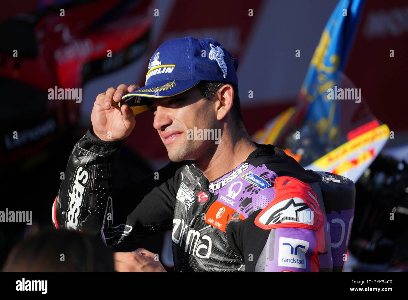 17.11.2024, Circuit de Barcelona-Catalunya, Barcelona, MotoGP Motul Solidarity Grand Prix von Barcelona, im Bild Jorge Martin aus Spanien, Prima Pramac Racing, neuer Weltmeister der MotoGP 2024. Stockfoto