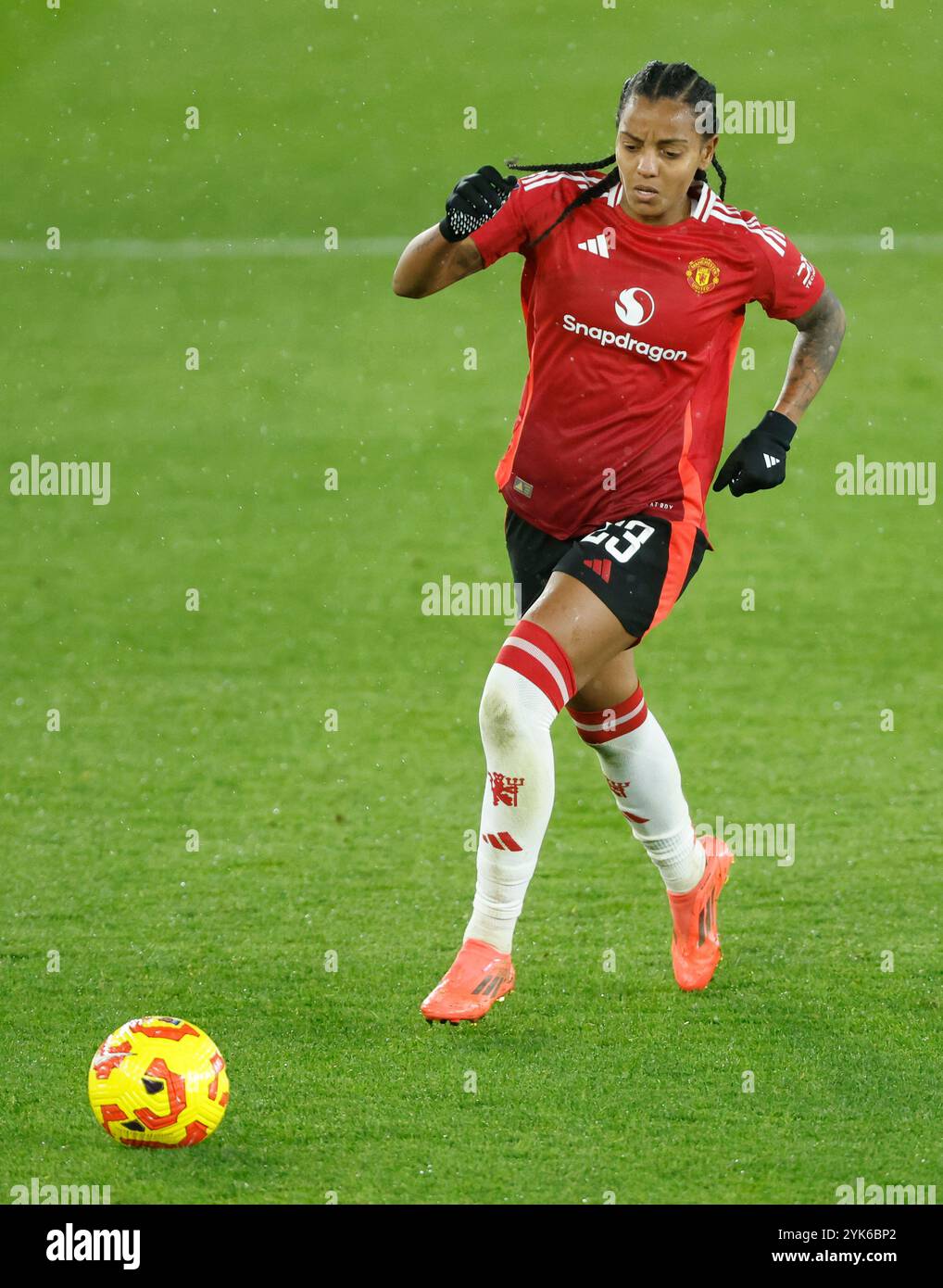 Geyse von Manchester United während des Spiels der Barclays Women's Super League im King Power Stadium in Leicester. Bilddatum: Sonntag, 17. November 2024. Stockfoto