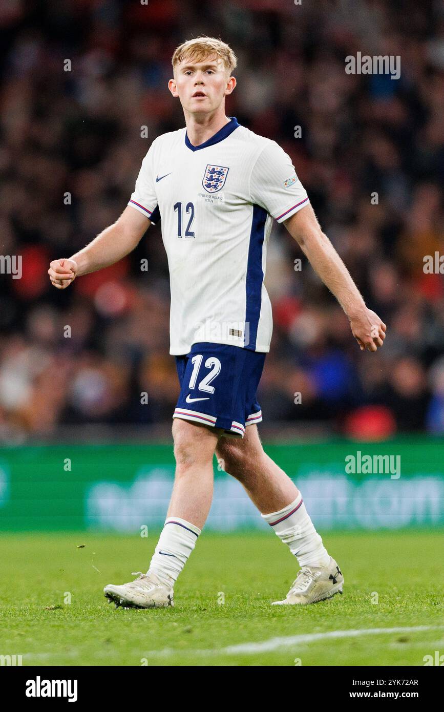 London, Großbritannien. November 2024. Lewis Hall of England während des Gruppenspiels der 1. Runde der UEFA Nations League im Wembley Stadium, London, England, Vereinigtes Königreich am 17. November 2024 Credit: Every Second Media/Alamy Live News Stockfoto