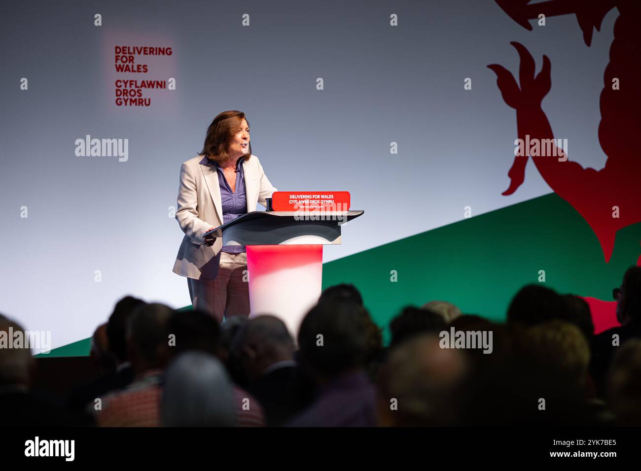 Llandudno, Wales, Vereinigtes Königreich. November 2024. Eluned Morgan, erste Ministerin von Wales, hält ihre erste Rede vor der Konferenz. Sean Pursey/Alamy Live News Stockfoto