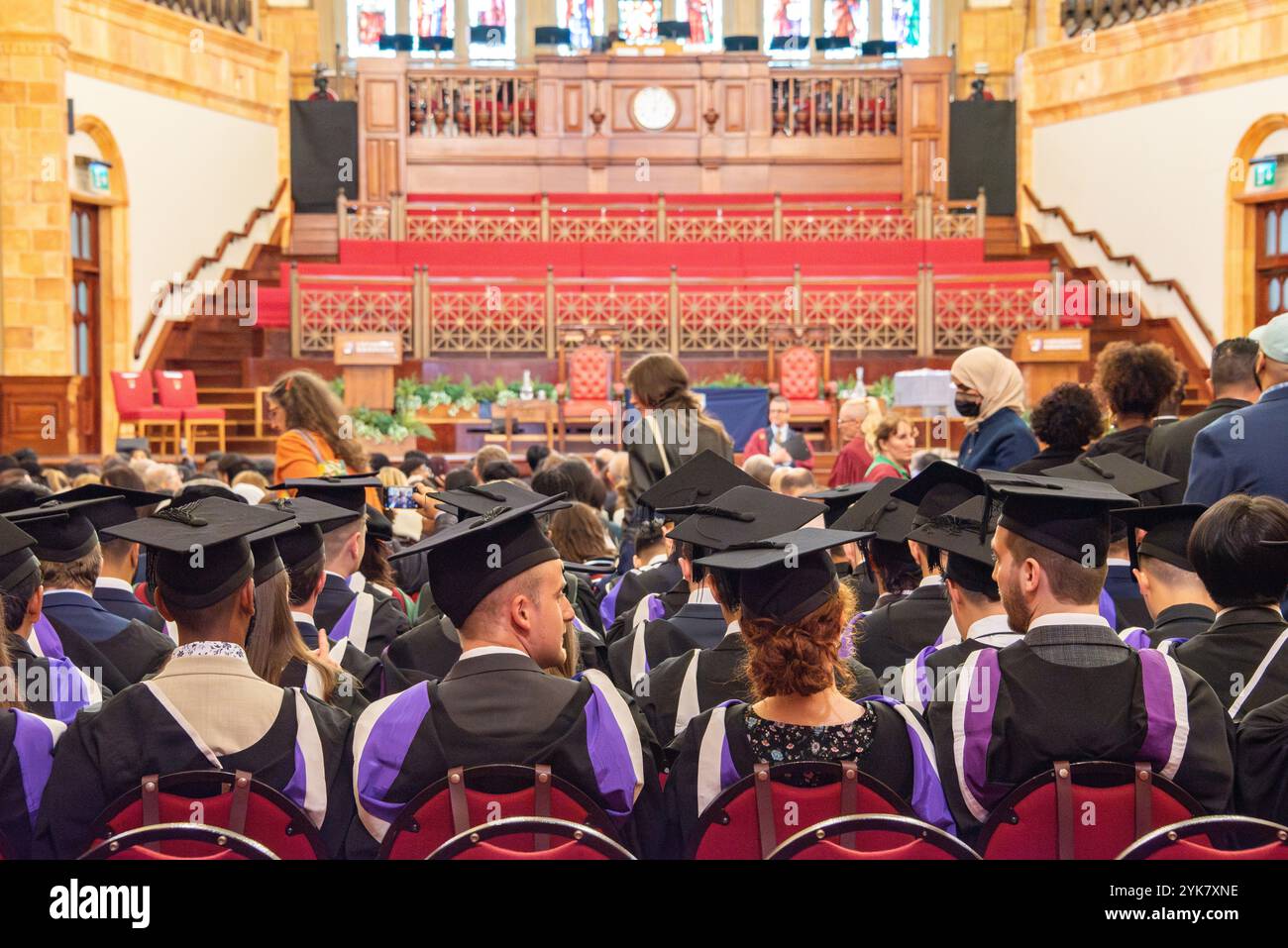 Abschlusszeremonie für Ingenieurstudenten, Birmingham University, Großbritannien Stockfoto