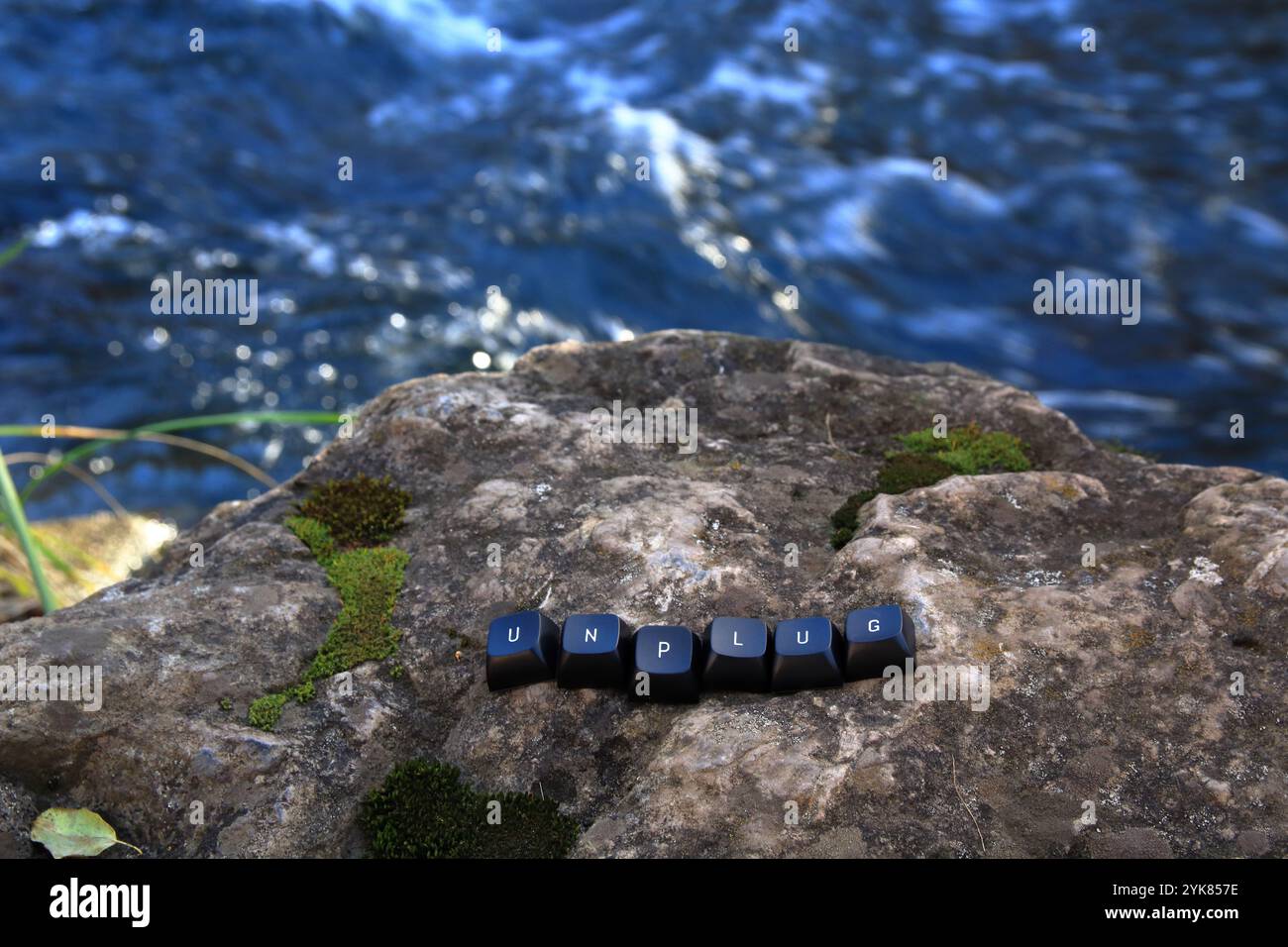 Tastaturbuchstaben Erinnern Uns Daran, Den Stecker Zu Trennen Und Für Eine Gesunde Work-Life-Balance Zu Sorgen Stockfoto