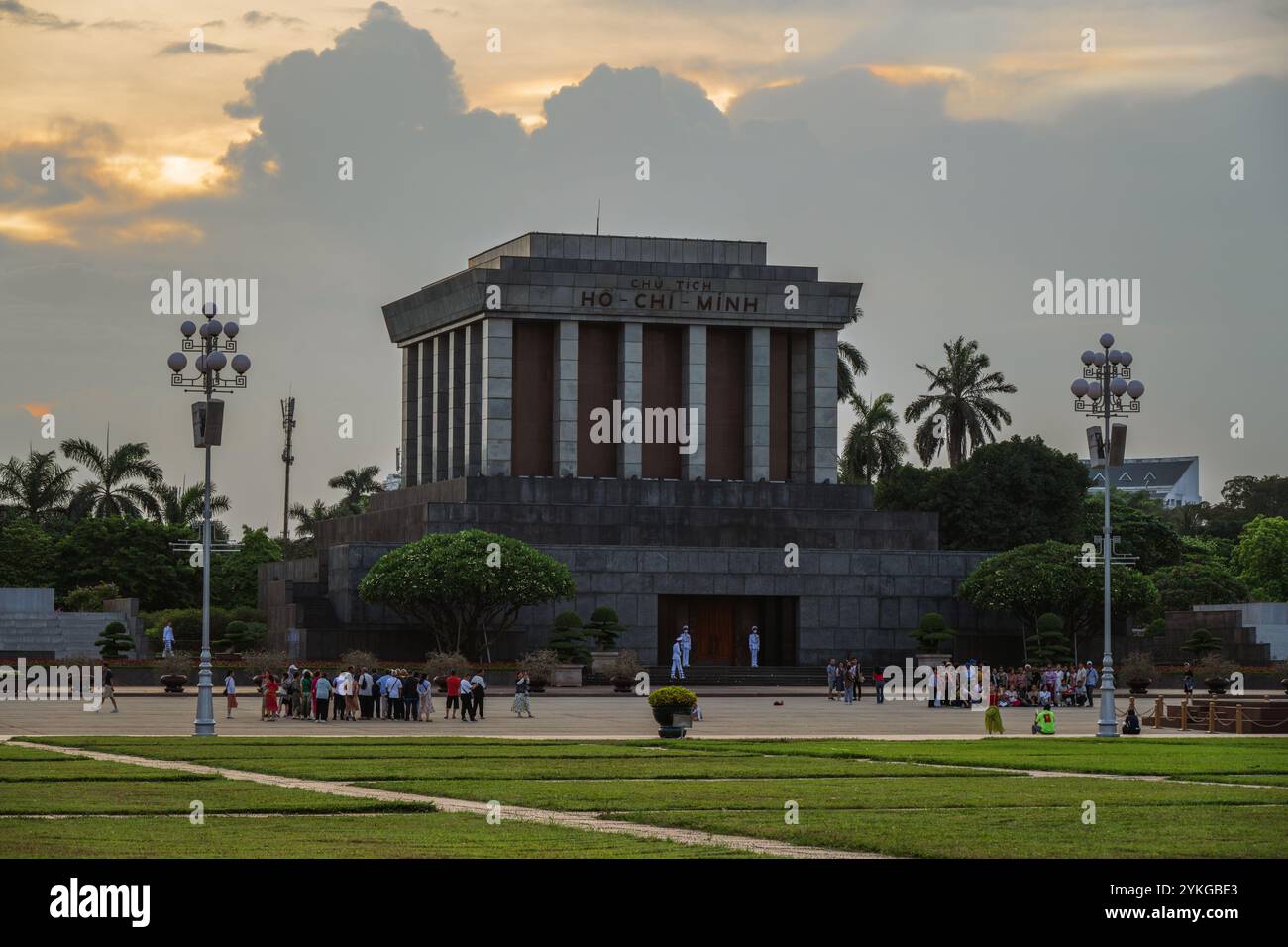 Dies ist das Ho-Chi-Minh-Mausoleum, ein historisches Wahrzeichen im Stadtzentrum am 3. Juli 2023 in Ho-Chi-Minh-Stadt, Vietnam Stockfoto