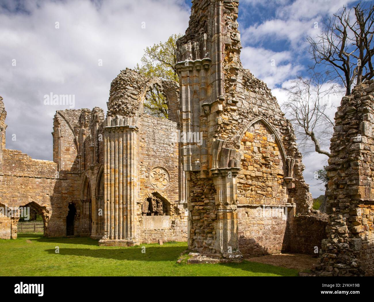 Großbritannien, Kent, Weald of Kent, Ruinen der Bayham Abbey Stockfoto