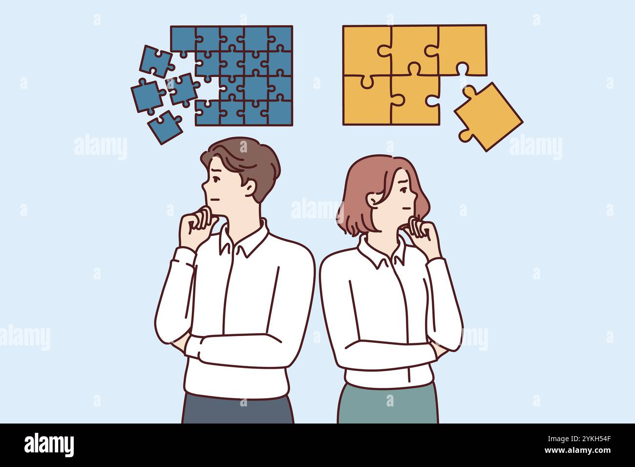 Geschäftsleute denken über Entwicklungs- und Marketingpläne von Unternehmen nach, die in der Nähe von Rätseln unterschiedlicher Größe stehen. Geschäftsstrategie und Teamplanung Stockfoto