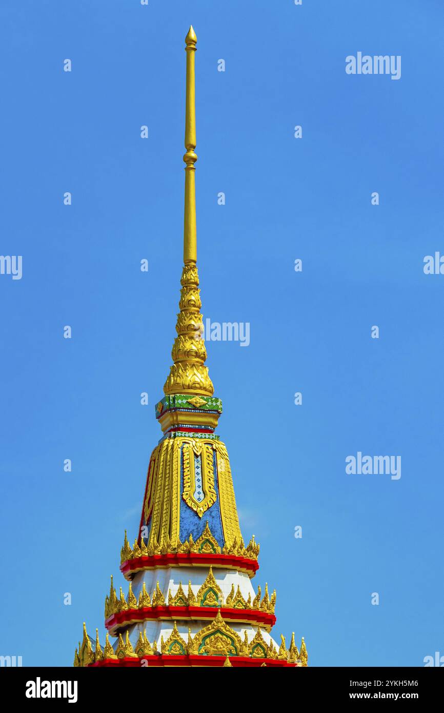 Fantastischer bunter Wat Don Mueang Phra Arramluang buddhistischer Tempel in Bangkok Thailand Stockfoto