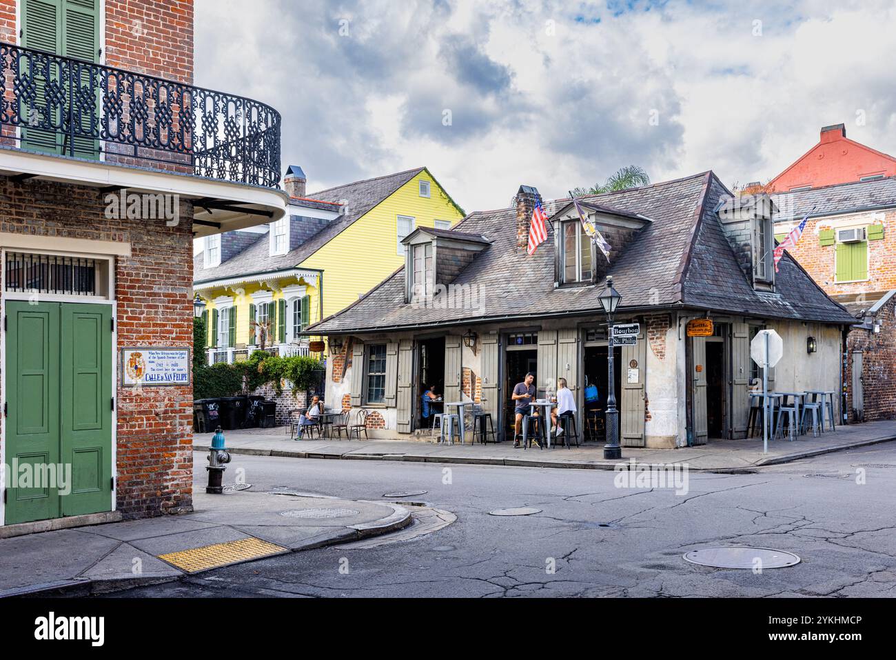 Lafitte's Blacksmith Shop, heute eine Bar, ist eines der ältesten Gebäude im French Quarter in New Orleans, Louisiana. Stockfoto