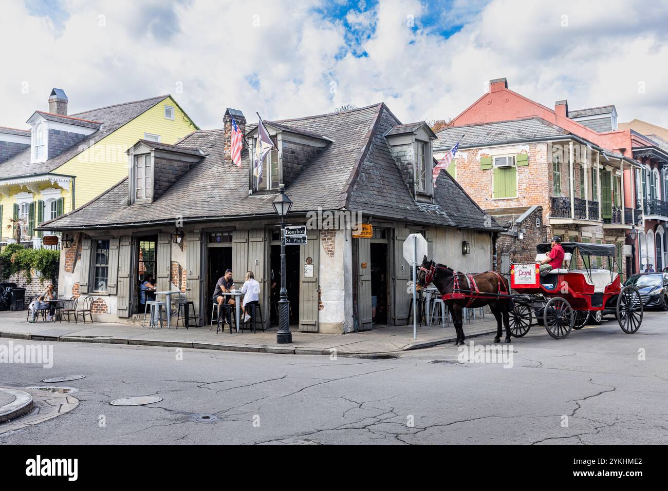 Lafitte's Blacksmith Shop, heute eine Bar, ist eines der ältesten Gebäude im French Quarter in New Orleans, Louisiana. Stockfoto