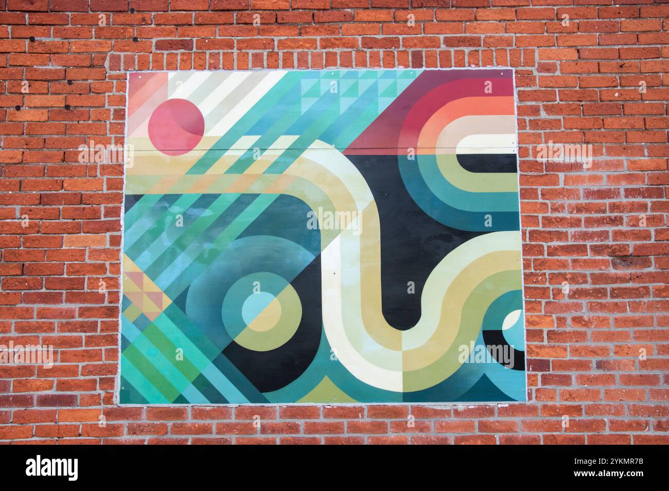 Abstraktes Wandbild an der Talbot Road im Zentrum von Wheatley, Ontario, Kanada Stockfoto