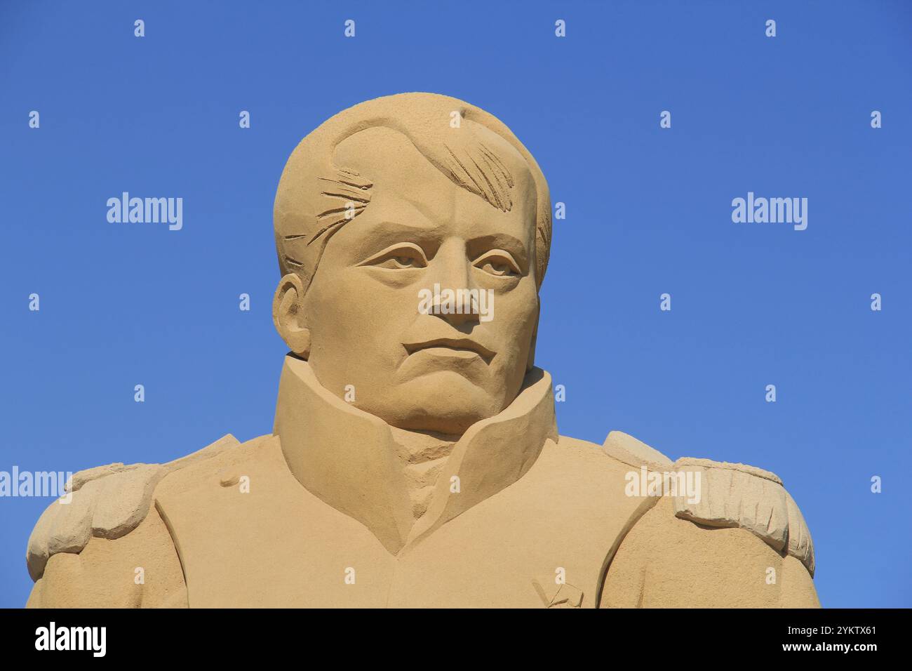 Skulpturen aus Sand für berühmte historische und antike Figuren Stockfoto