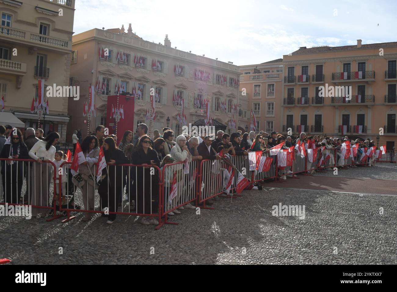 Monaco, Monaco. November 2024. Monaco Nationalfeiertag 2024 Monaco Nationalfeiertag Auftritt der königlichen Familie und ein Balkon Credit/ Credit: Media Pictures/Alamy Live News Stockfoto