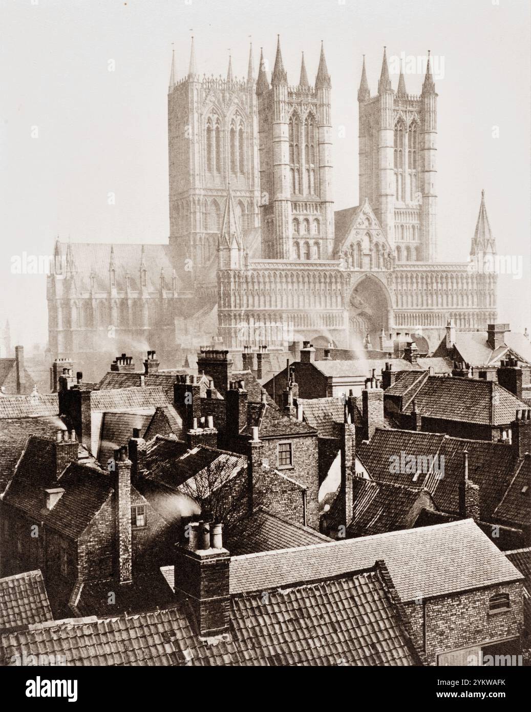 Lincoln Cathedral from the Castle, 1898 Vintage Archive Fotografie von Frederick H. Evans Stockfoto