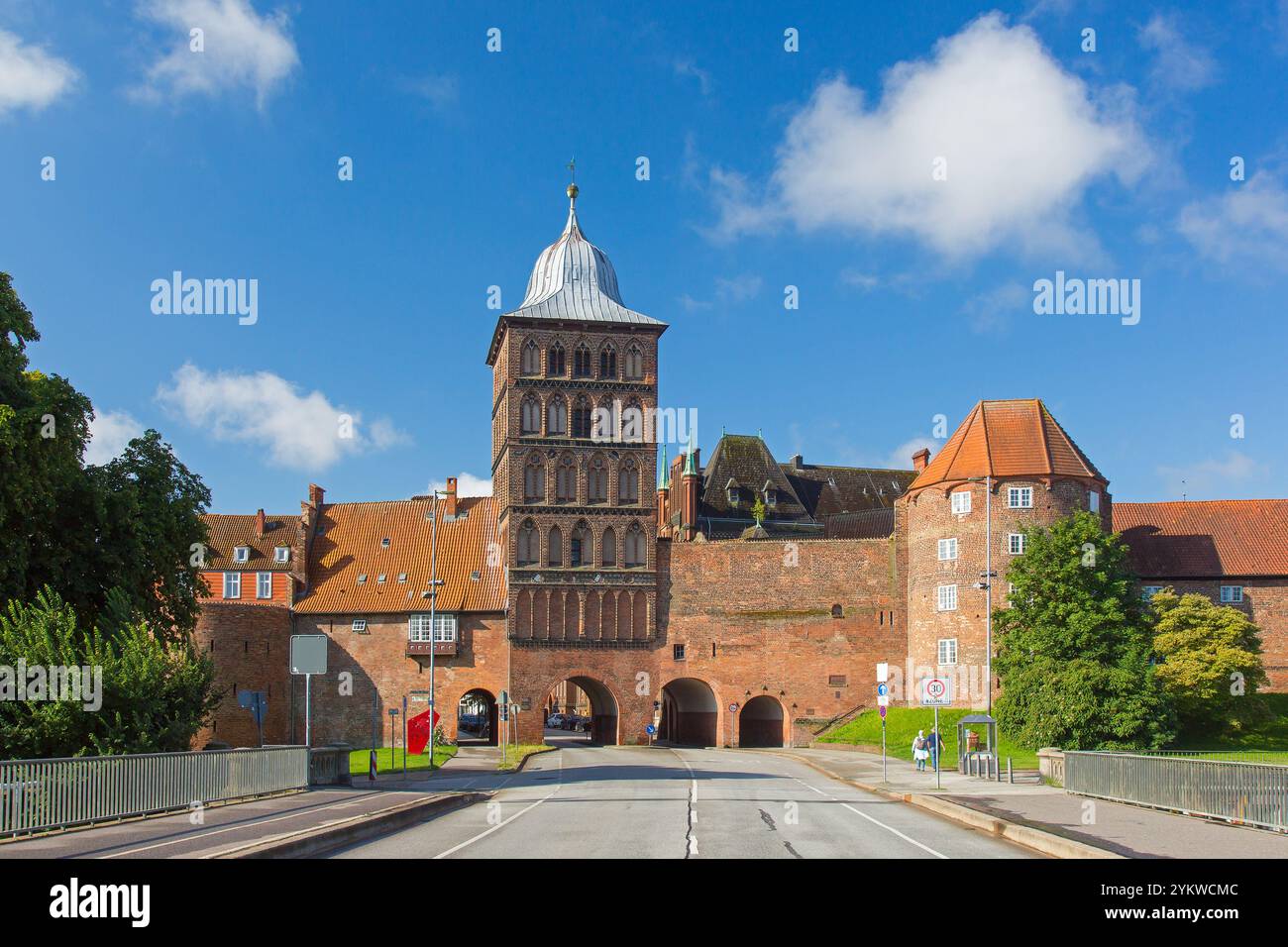 Burgtor, mittelalterliches spätgotisches Stadttor der Hansestadt Lübeck, Schleswig-Holstein Stockfoto