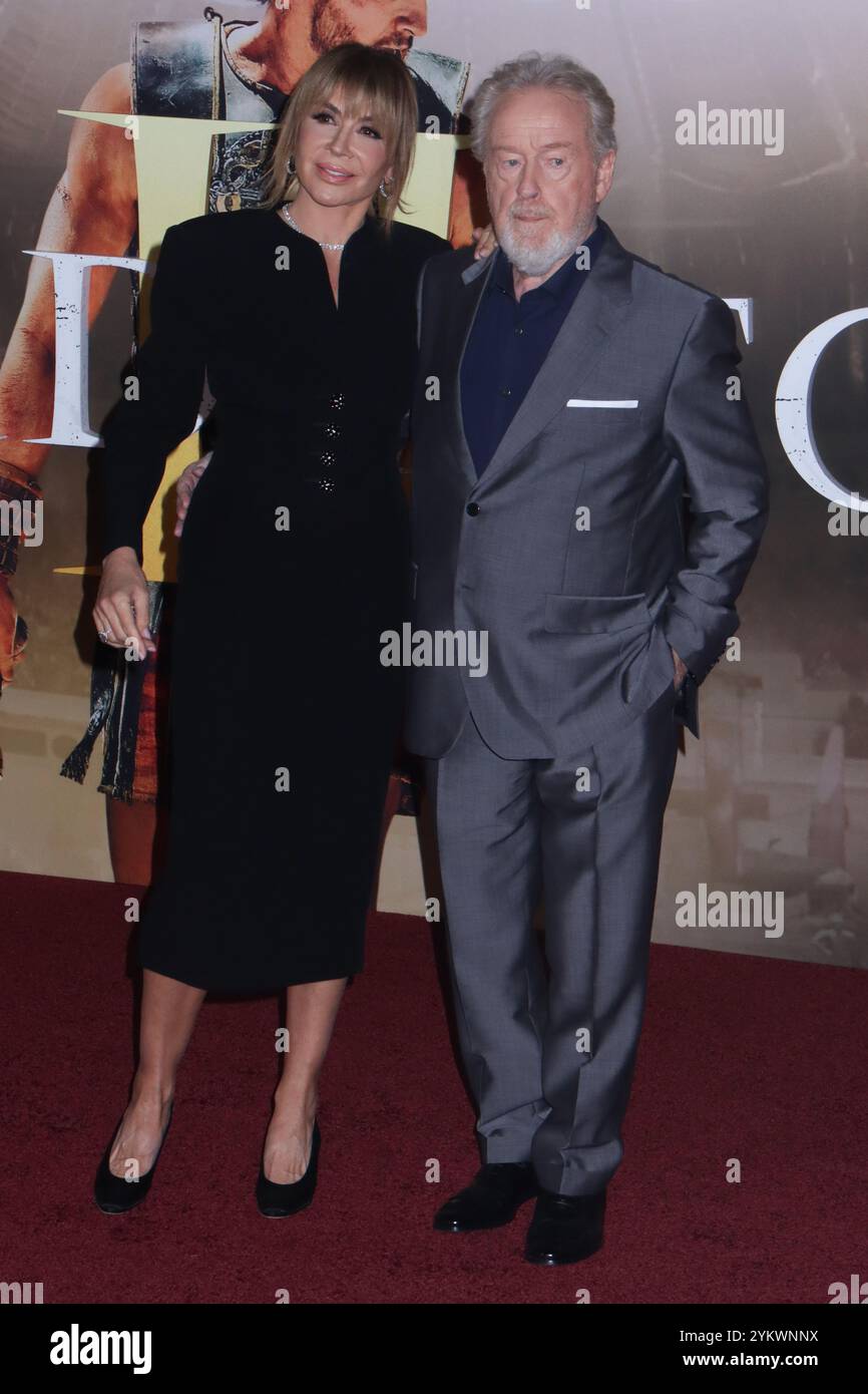 Giannina Facio, Ridley Scott 11/18/2024 Los Angeles Premiere von 'Gladiator II' im TCL Chinese Theater in Hollywood, CA. Foto: I. Hasegawa / HNW / Picturelux Stockfoto