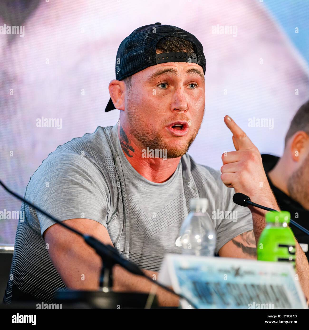 LONDON, VEREINIGTES KÖNIGREICH. November 24. Darren Till während des Misfits Boxing präsentierte die Fury vs Till Launch Press Conference in Leonardo London City am Dienstag, den 19. November 2024 in LONDON, ENGLAND. Quelle: Taka G Wu/Alamy Live News Stockfoto
