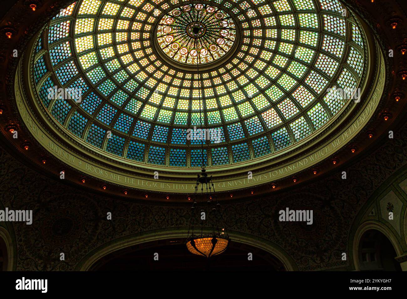 Die größte Tiffany Glass Dome der Welt, Preston Bradley Hall, Chicago Cultural Center, Chicago, Illinois, USA Stockfoto