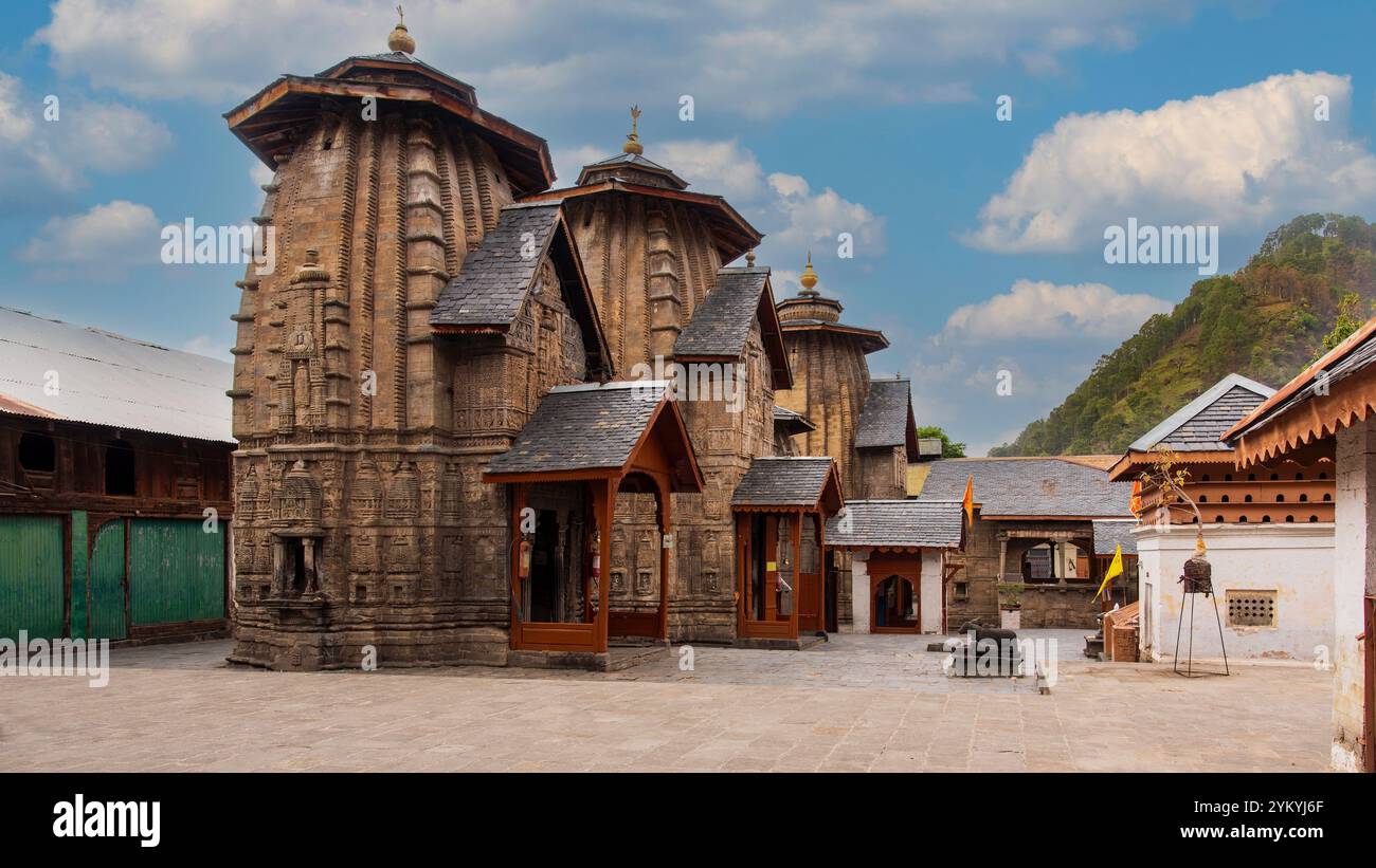 Laxmi Narayan Mandir in Chamba ist ein historischer Tempel, der Lord Vishnu gewidmet ist. Bekannt für seine komplizierte Architektur, bietet es eine ruhige Atmosphäre. Stockfoto