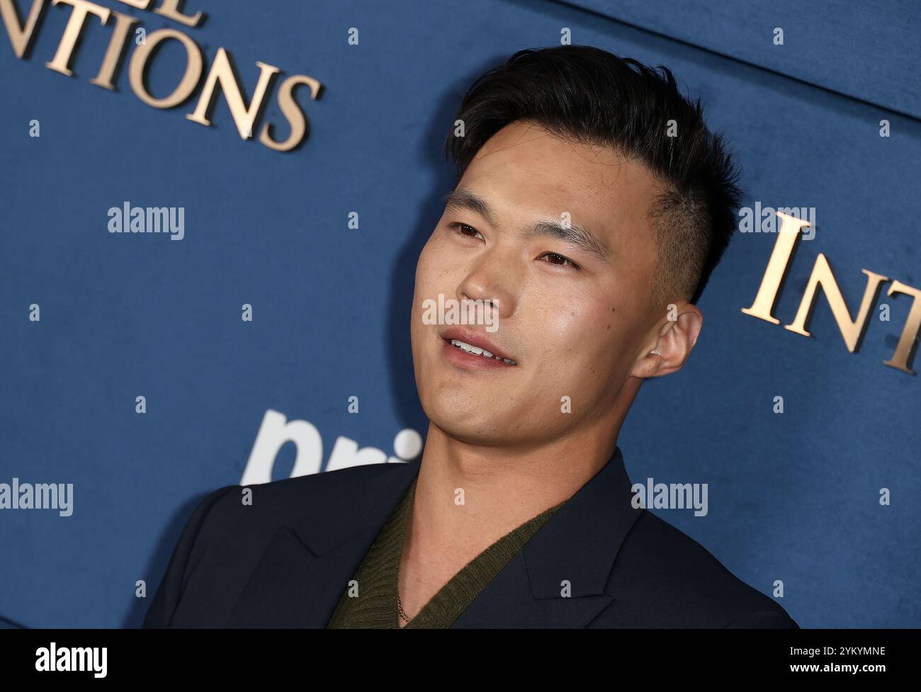 Los Angeles, USA. November 2024. John Harlan Kim kommt zu den grausamen Intentionen Los Angeles Premiere, die am Dienstag, den 19. November 2024, im Ebell Theatre in Los Angeles, KALIFORNIEN, stattfand. (Foto: Juan Pablo Rico/SIPA USA) Credit: SIPA USA/Alamy Live News Stockfoto