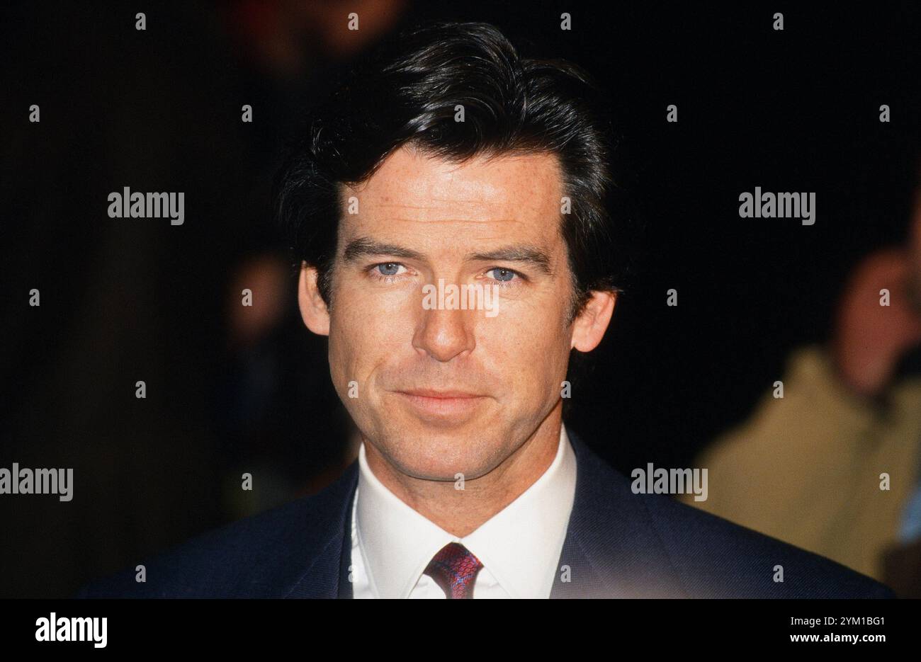 Pierce Brosnan, Premiere von James Bond GoldenEye, London, Großbritannien Stockfoto