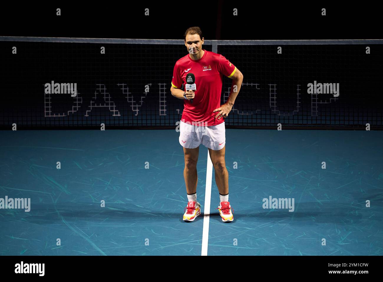 MALAGA, SPANIEN - 19. NOVEMBER: Rafael Nadal vom Team Spanien bei seinem Abschied nach dem Viertelfinale zwischen den Niederlanden und Spanien beim Davis Cup Finale im Palacio de Deportes Jose Maria Martin Carpena am 19. November 2024 in Malaga, Spanien. (Foto von QSP) Stockfoto