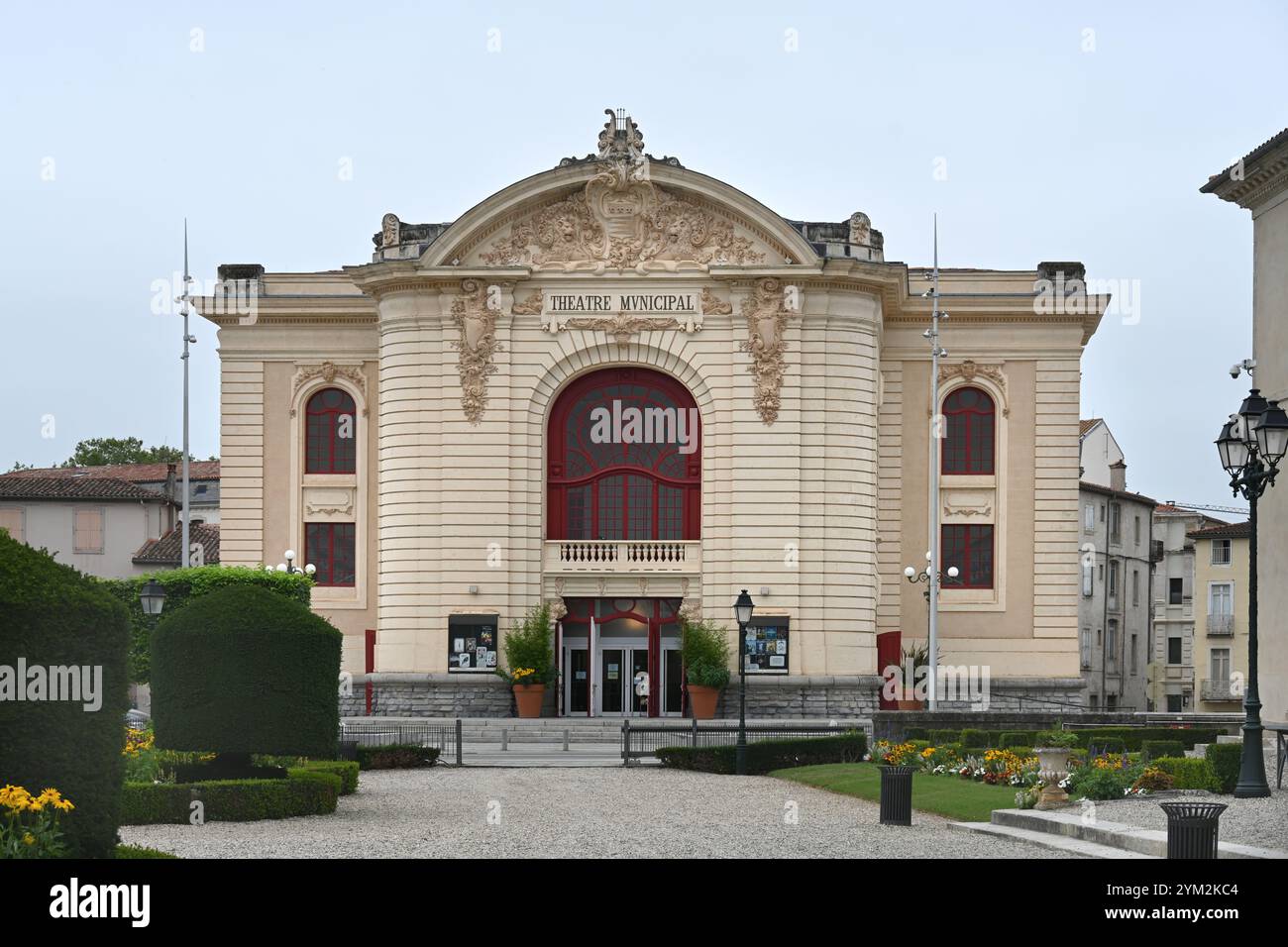 Das Belle Epoque, Rokoko oder Art Nouveau Thêâtre Municipal de Castres oder Castres Municipal Theatre (1899–1904) von Joseph Galinier, Castres Tarn Frankreich Stockfoto