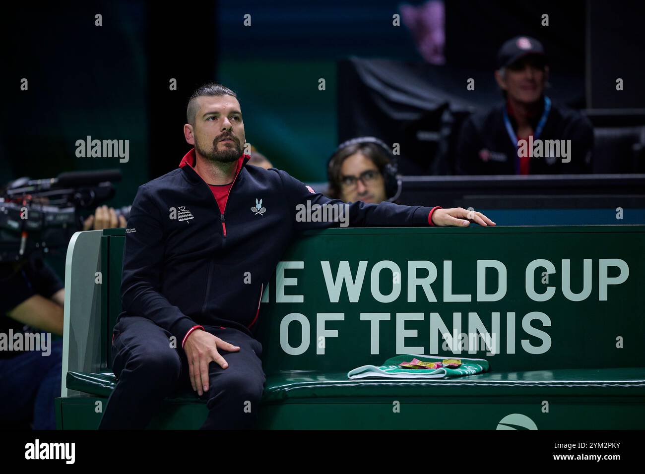 Malaga, Spanien. November 2024. Frank Dancevic Kapitän des kanadischen Teams im Viertelfinale Davis Cup Finale 8 Singles Match 1 in der Martin Carpena Arena. Daniel Altmaier gewann am 6. Juli 6/4 Credit: SOPA Images Limited/Alamy Live News Stockfoto