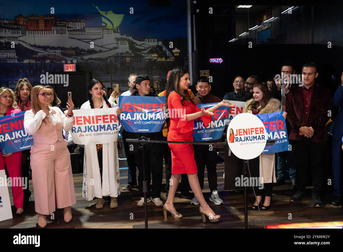 Ny Rep Rajkumar New York, NY, USA, 20. November 2024: NYS Assemblymitglied Jenifer ...
