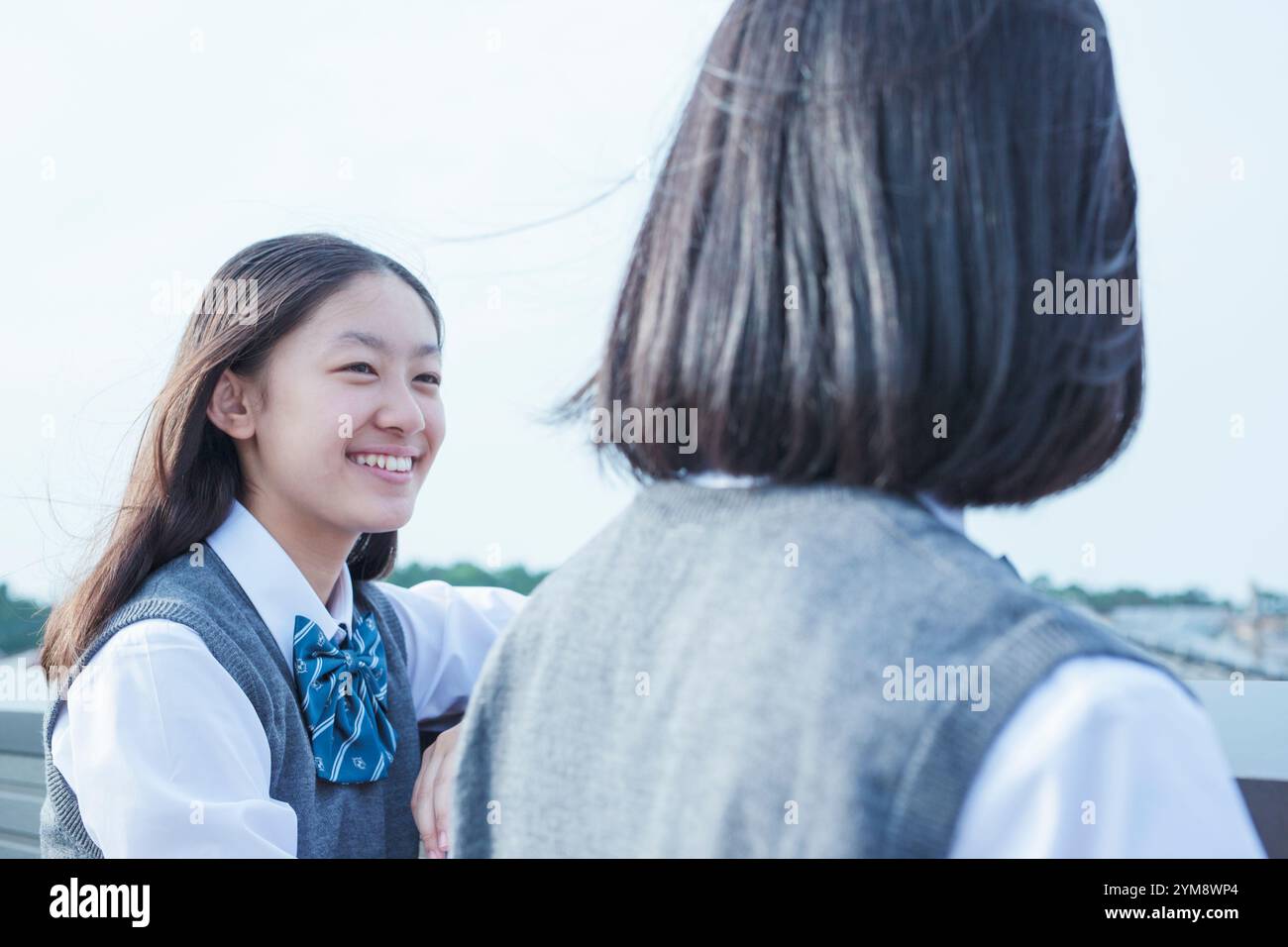 Lächelnde Schulmädchen Stockfoto